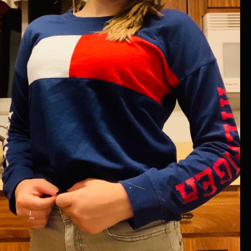 Tommy Hilfiger Cropped Long Sleeve Tee